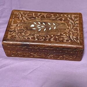 Handcrafted Vintage Wooden Jewelry Box with Inlay Design